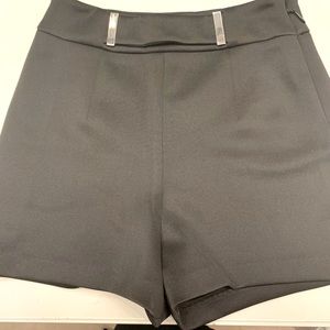 Guess xs shorts